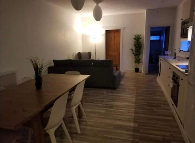 Just Renovated Galway City Apartment Exterior photo